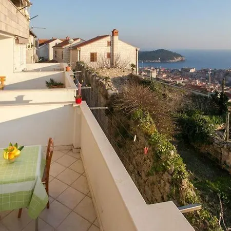 Apartamento Old Town View- One Bedroom 3 Adults *